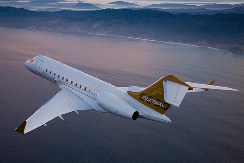 Bombardier Global heavy jet